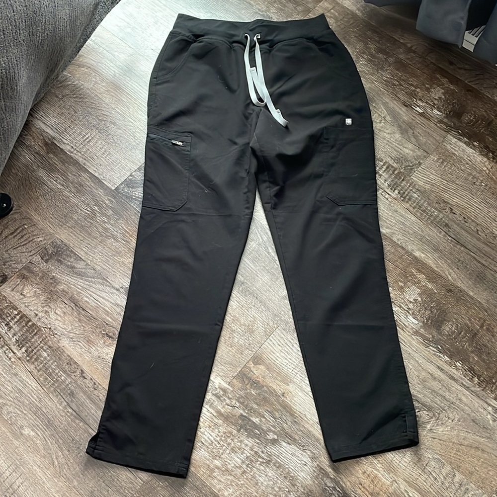 Figs Women's Black Scrub Pants